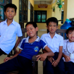 học sinh lớp 4 cứu bạn học
